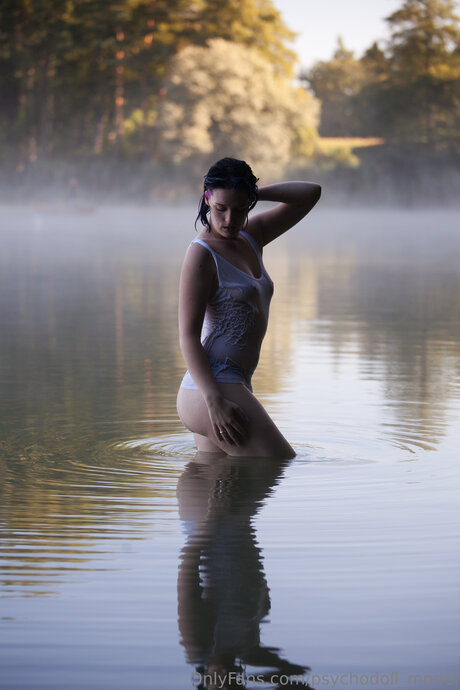 Psychodoll Model nude star pic