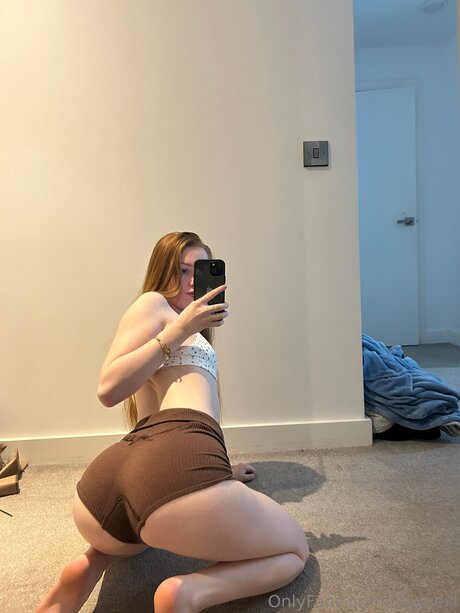 Lilyoneill pornstar xxx pictures