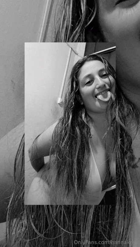 Hannakeys nude actress photo