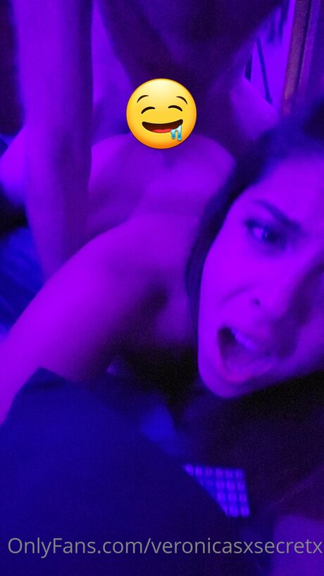 Veronicasxsecretx erotic star archive