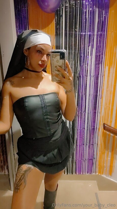 Your Goddess Cleo model sex picture