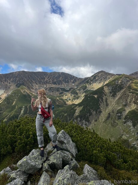 Eva Bambano exclusive actress pictures