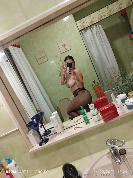 Rusaaaaa model xxx pic