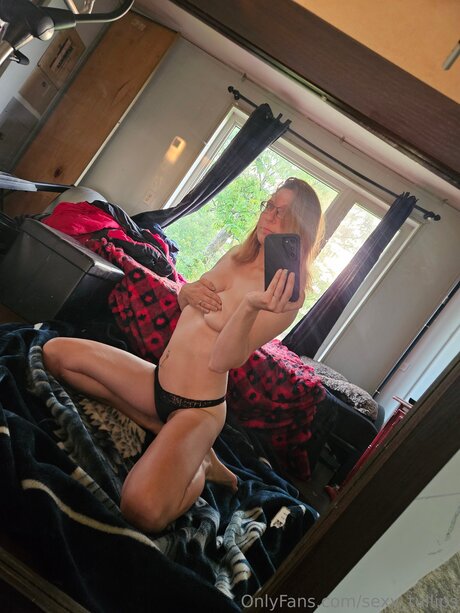 Sexy Tullips hd model galleries