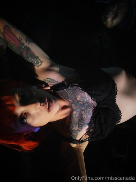 Misscanada free model pic