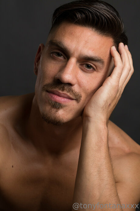 Tonyfontana beautiful actress image