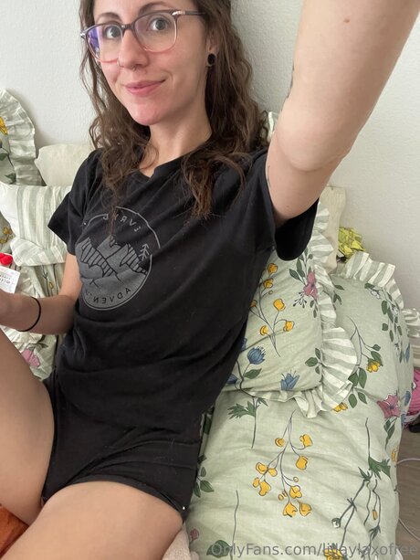 Lillaylaxofree exclusive pornstar image