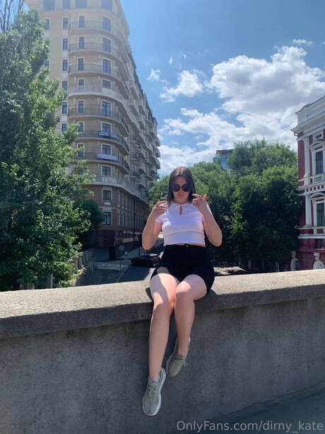 Dirny Kate top model image