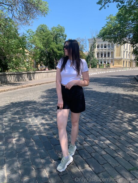 Dirny Kate free model image