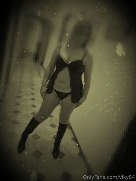 Viky84 star porn gallery