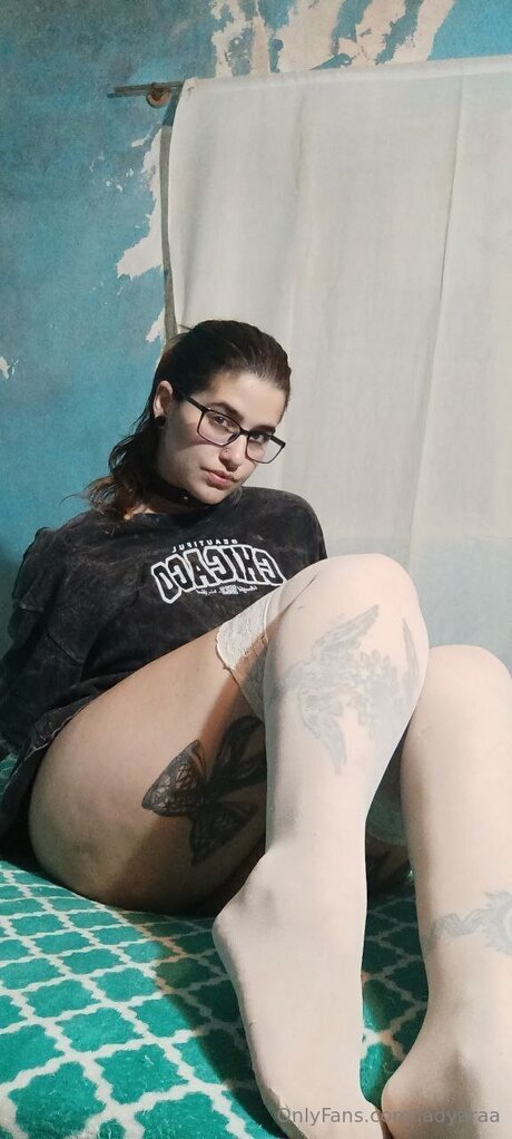 Ladyaraa top model images