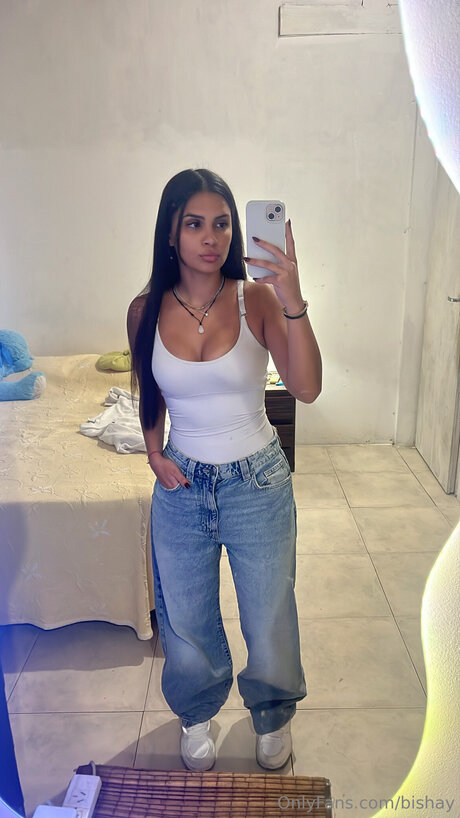 Bishay porn model picture