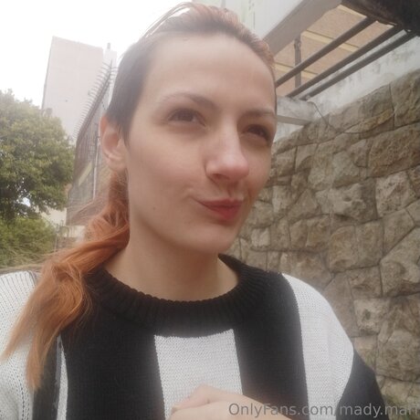 Maddy Mari exclusive model img