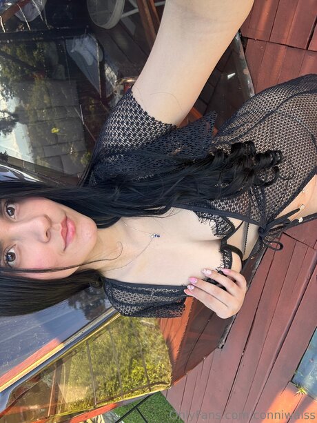 Conniwaiss naked pornstar galleries