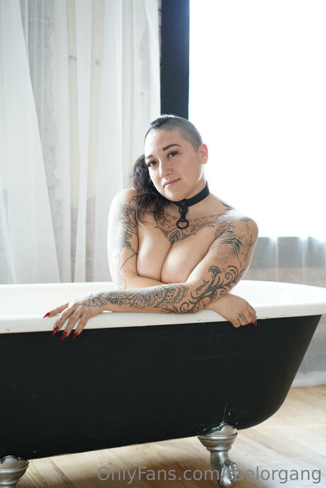 Taelorgang pretty actress img