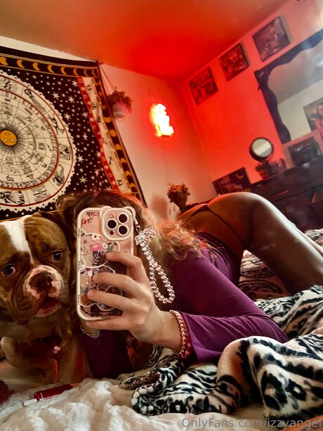 Izzyangel porn star photos