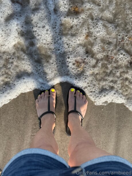 Ambieed model sex photo