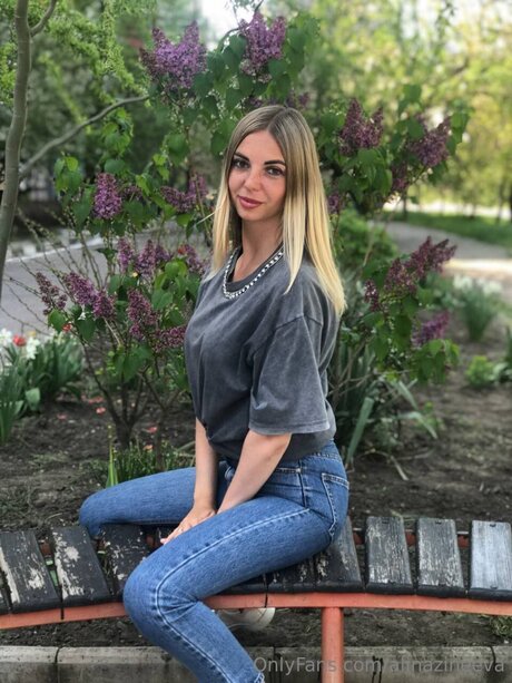 Alinazineeva xxx star image