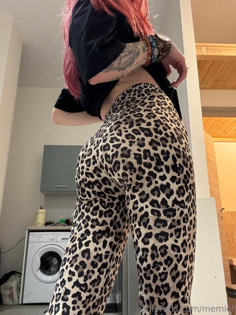 Memiof naked pornstar photo