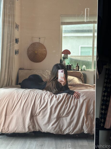 Cicofox naked actress photos