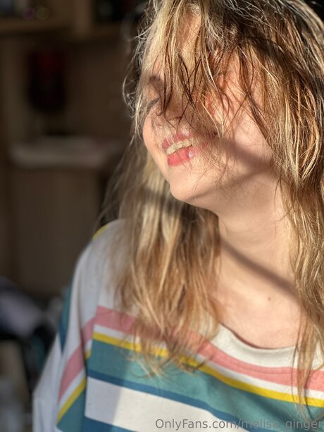 Melisa Ginger pretty actress photo