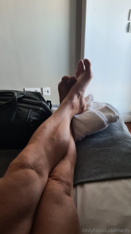 Lukehardy model perfect archive