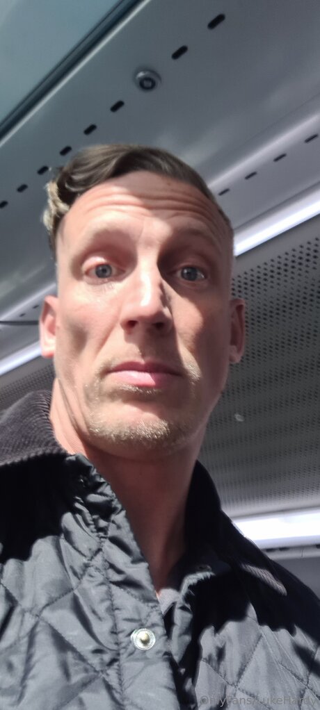 Lukehardy best model pics