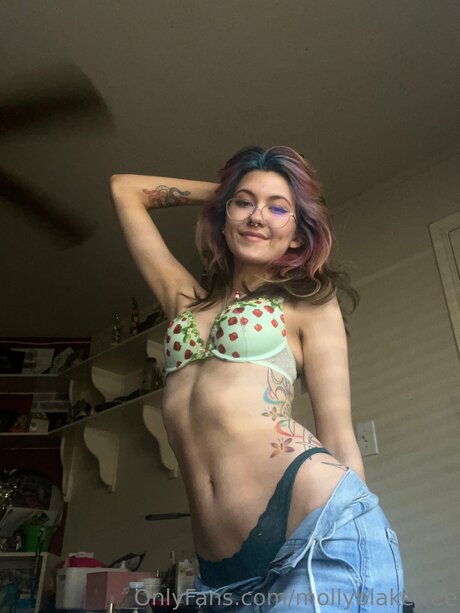 Seraphinavixenfree star porn photo