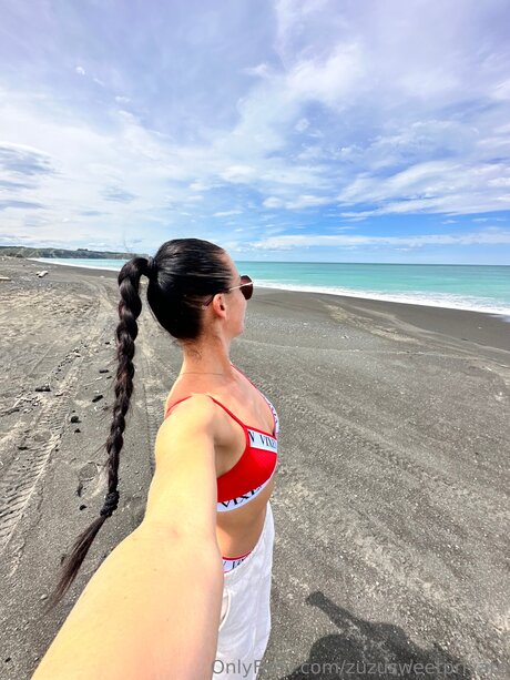 Zuzusweetprivate nice actress picture