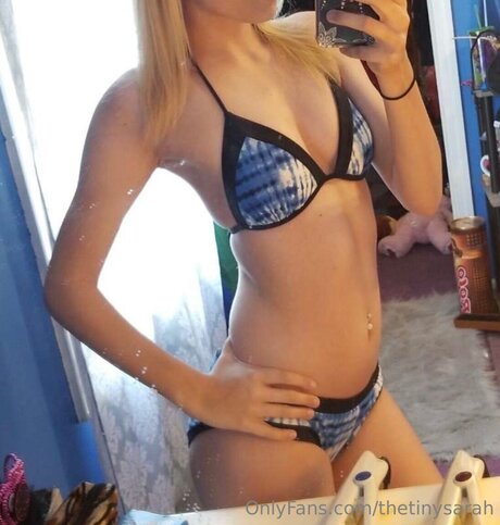 Thetinysarah xxx pornstar archive