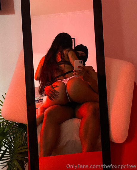 Thefoxnpcfree sexy model pics