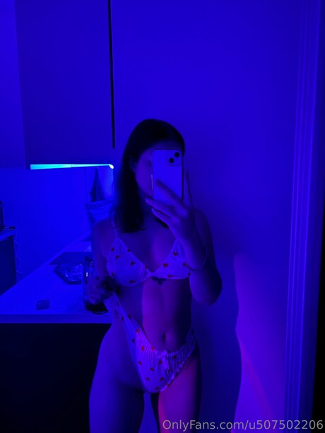 Larisamunteanu hd model archive