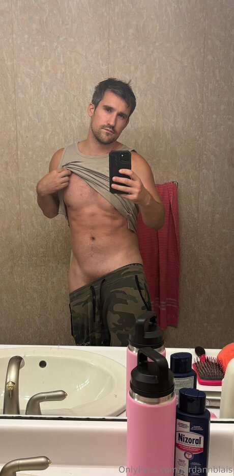 Jordannblais model nude pic