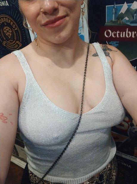 Selenaonfire nude pornstar photo