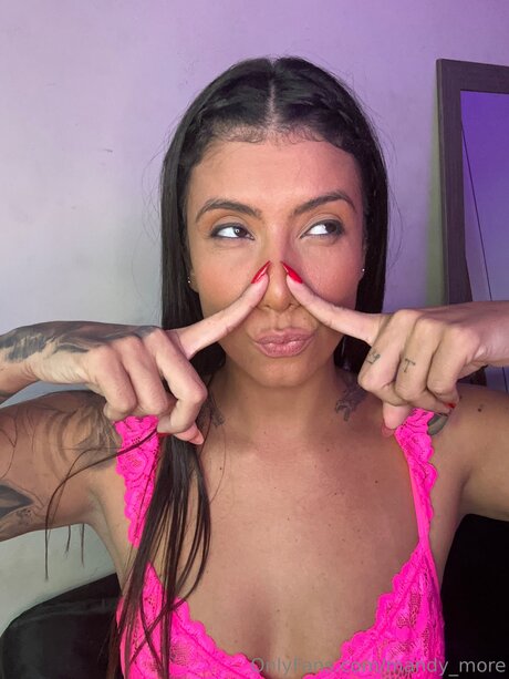 Mandy More pretty star archive