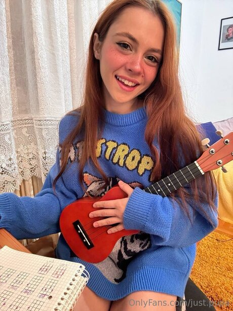 Just Pupa perfect model photos