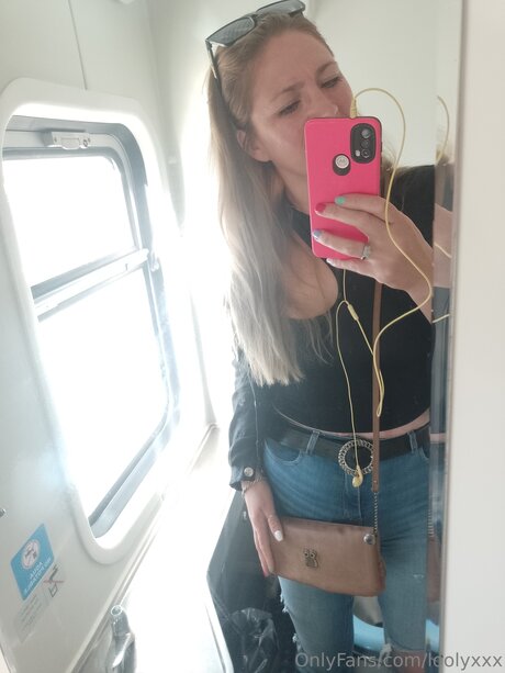 Loolyxxx high quality star photos