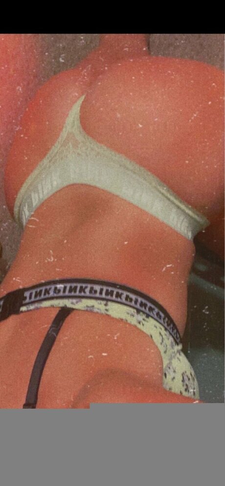 Harleighof model pretty pictures