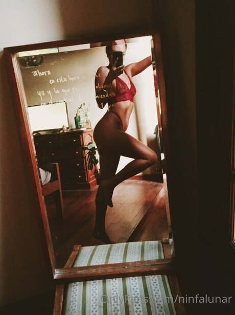 Ninfalunar pornstar erotic pics