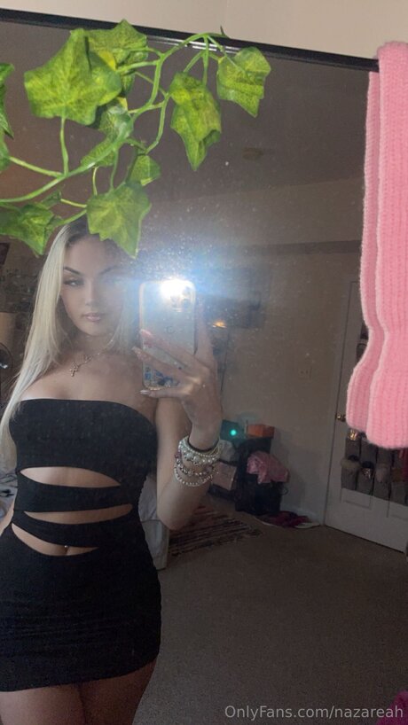 Nazareah nude star images