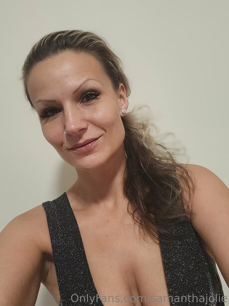 Samanthajolie model nudes gallery