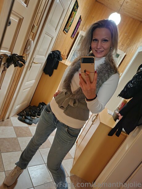 Samanthajolie hd pornstar photo