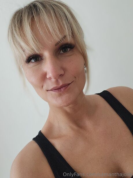 Samanthajolie pornographic actress gallery