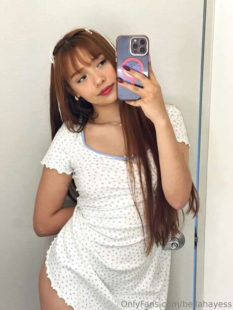 Bellahayess model pretty photos