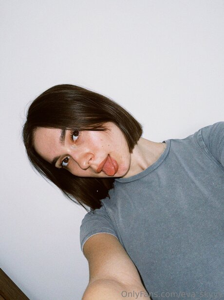 Eva Skyyy perfect star picture