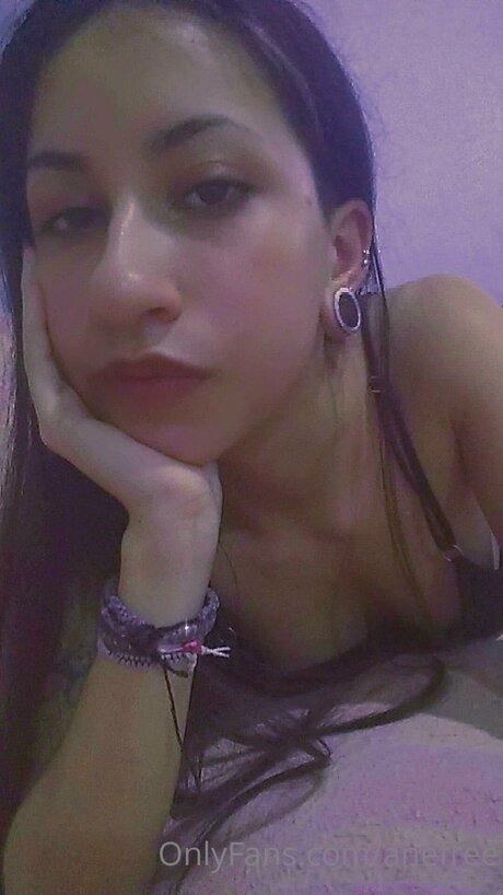 Anefree naked actress images