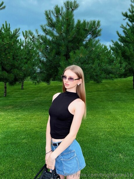 Brightanna18 pornstar nudes pictures