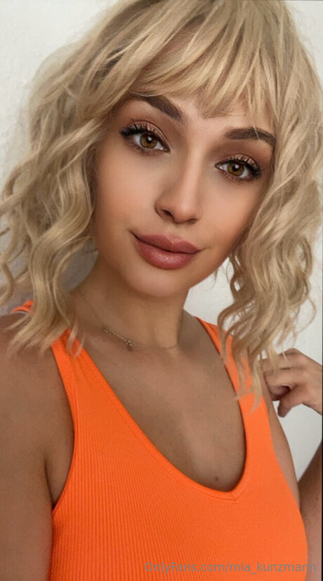 Mia Kunzmann free star galleries