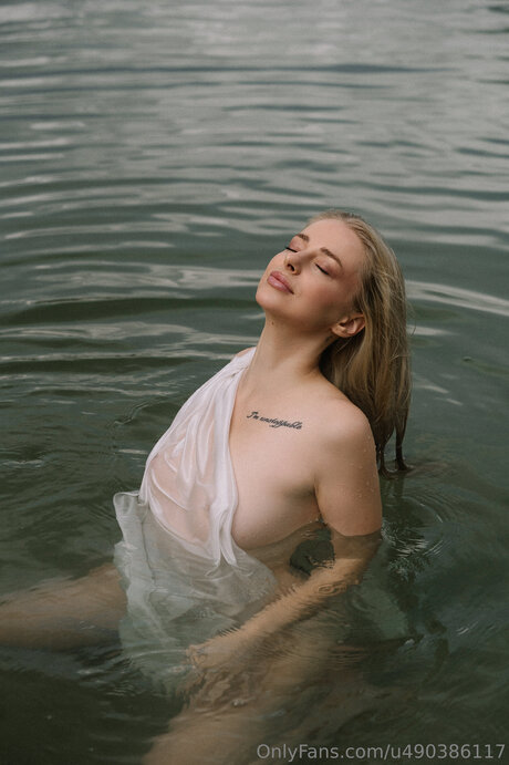 Lolalyy nudes star pics