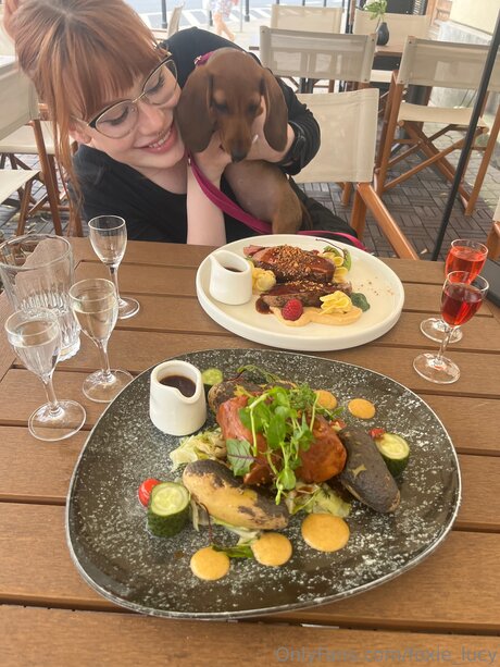 Foxie Lucy pornstar free gallery